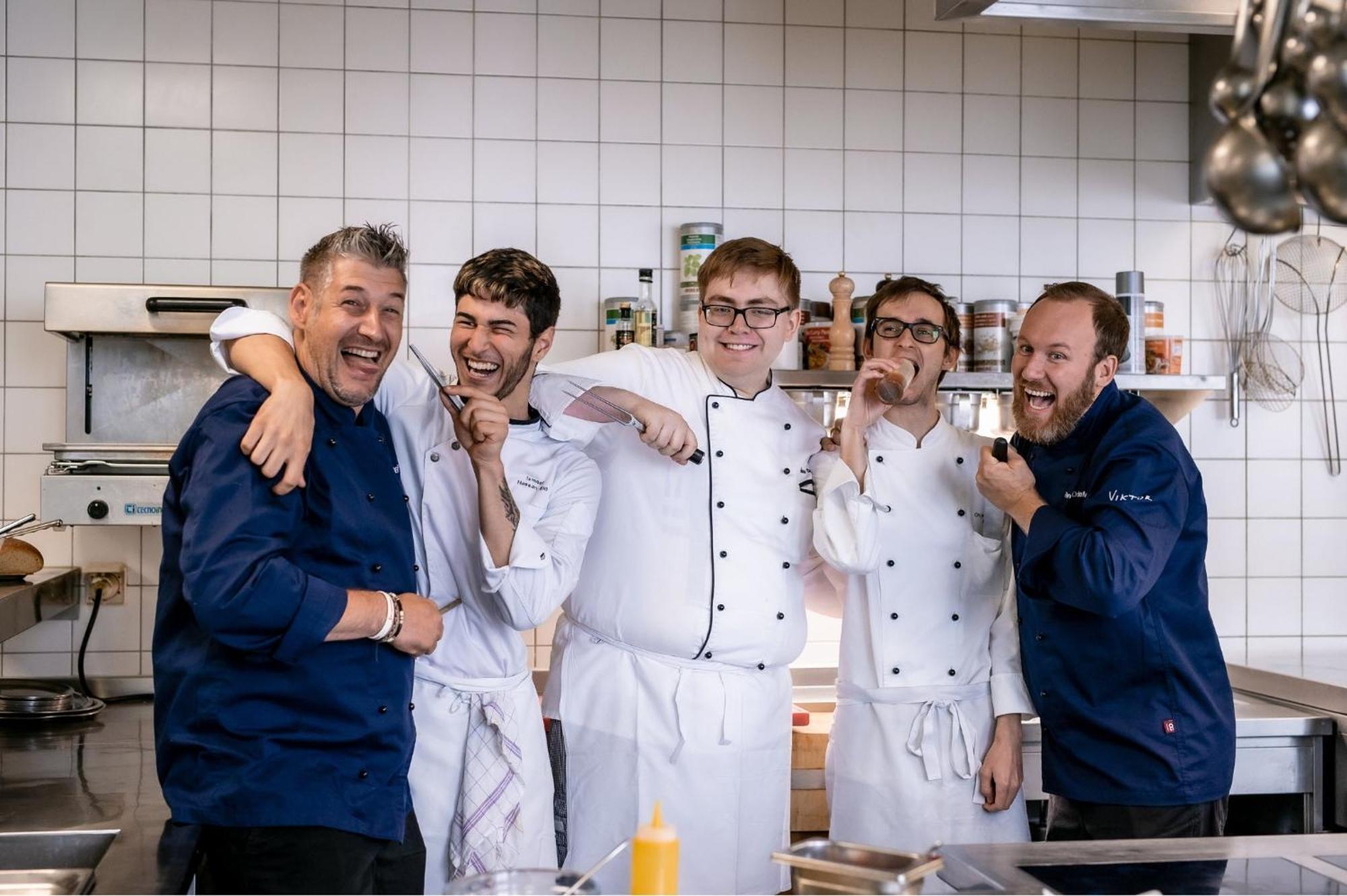 Hotel Viktor Viktorsberg エクステリア 写真